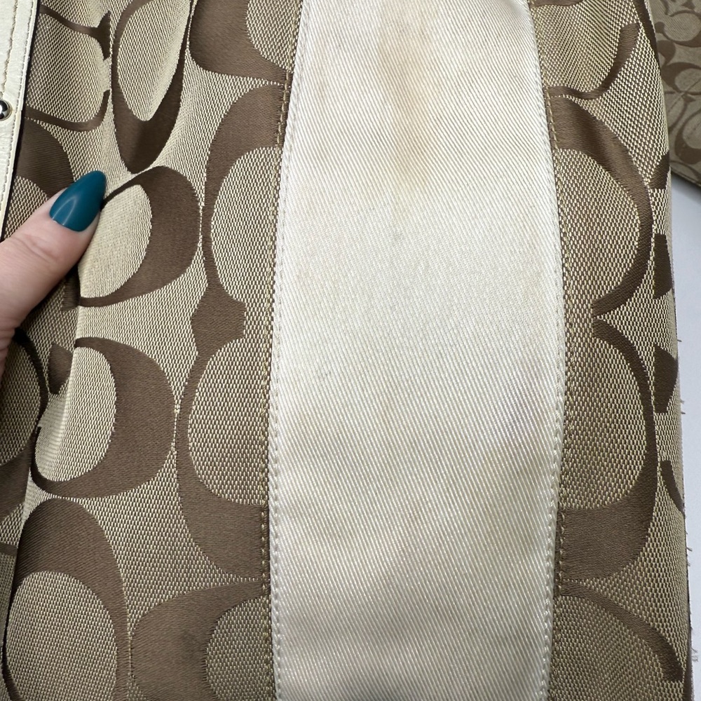 Coach Signature Bag Bundle (3 Pieces) | Rehab / Project Lot | Navy, Tan & Pink - Picture 8 of 16